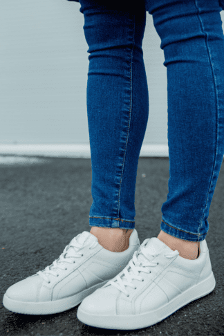 TAMARIS  NATURAALNAHAST ülikerged ja mugavad   valged naiste vabaaja jalatsid-KOHE LAOS-HEA HIND